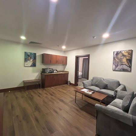 Lily Hotel Suite Mubarraz Ель-Хуфуф Екстер'єр фото