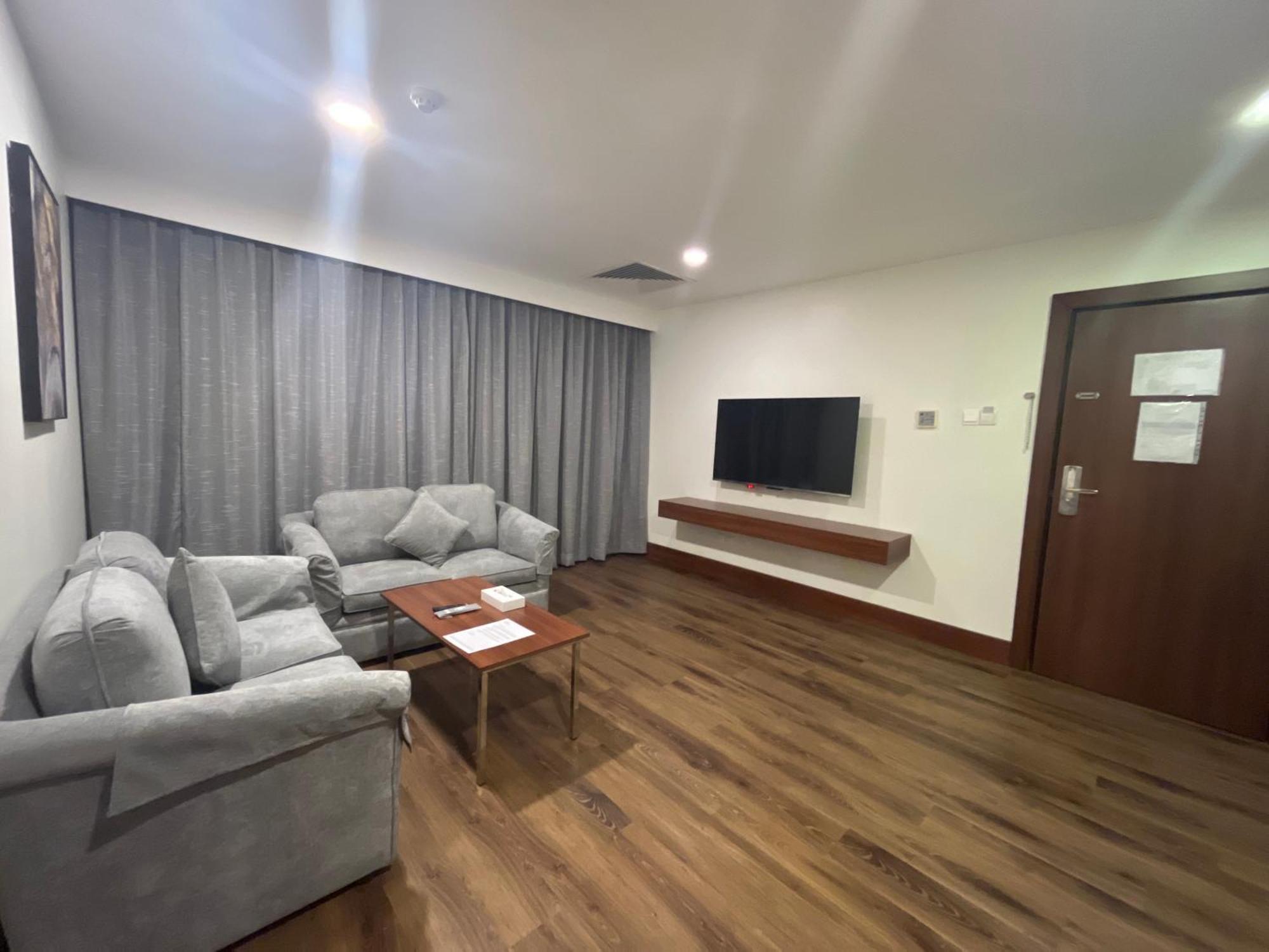 Lily Hotel Suite Mubarraz Ель-Хуфуф Екстер'єр фото