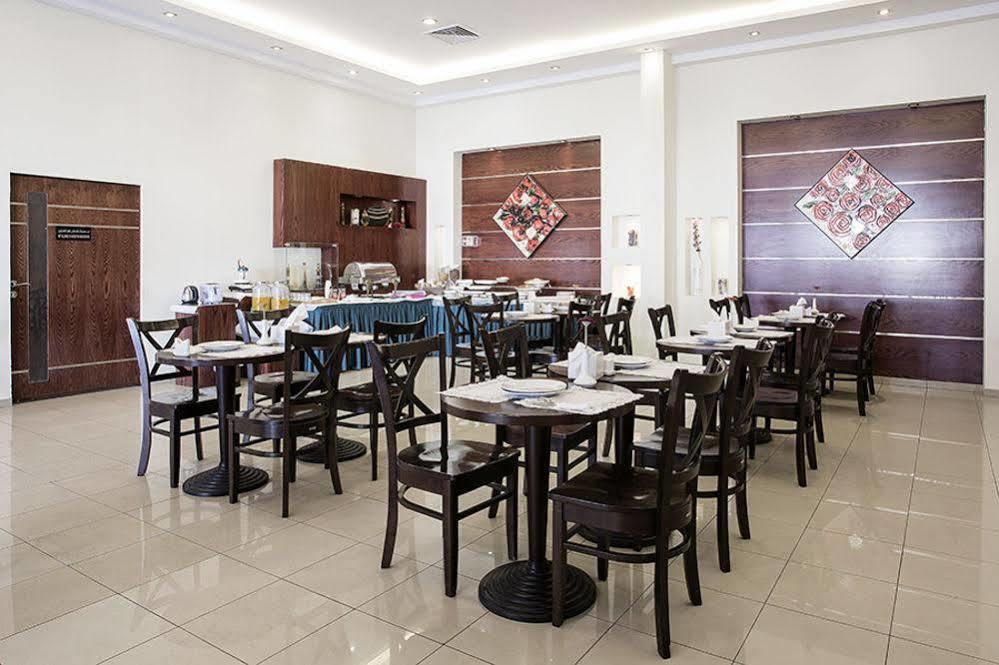 Lily Hotel Suite Mubarraz Ель-Хуфуф Екстер'єр фото